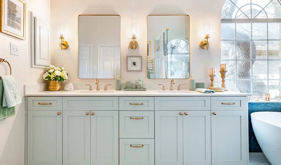 blue tiled full bathroom